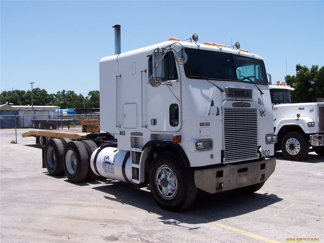 , freightliner